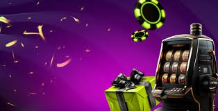 Layar permainan Medusa II dengan gulungan slot dan simbol mitologi Yunani